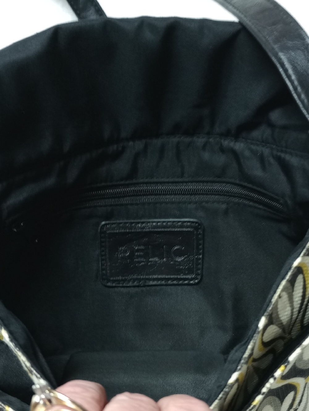 Relic Purse - Picture 4 of 6